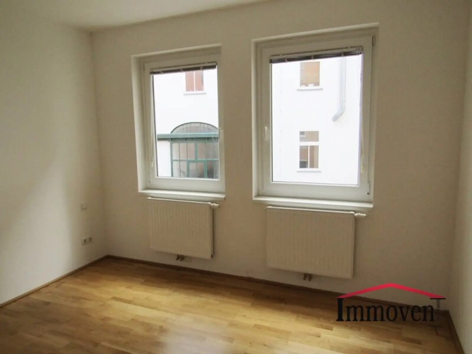 RUHELAGE -  2-Zimmerwohnung mit Balkon! (Mietbeginn 01.03.2026)