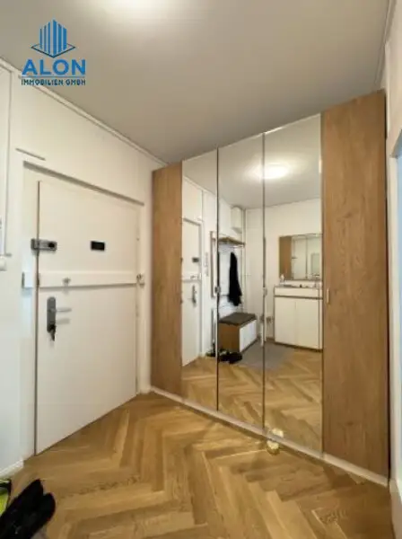 Klimatisierte 2-Zimmer-Neubauwohnung mit Loggia, gegenüber vom Schwedenplatz und Donaukanal!