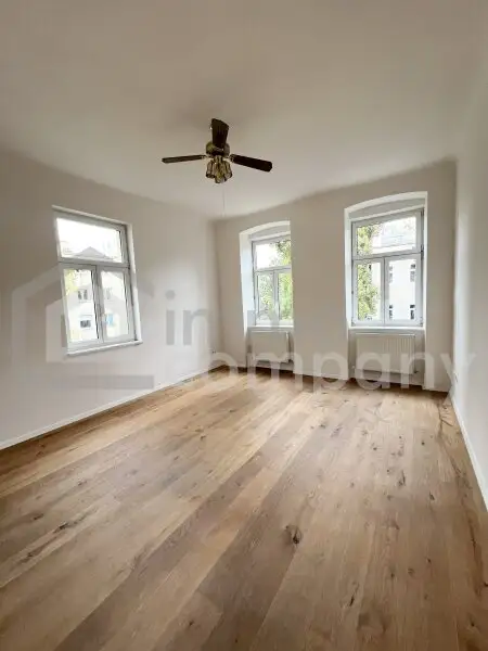 Einzigartige 3-Zimmer-Wohnung mit traumhafter Aussicht und Terrasse! Erstbezug! U4, U6 und Schnellbahn