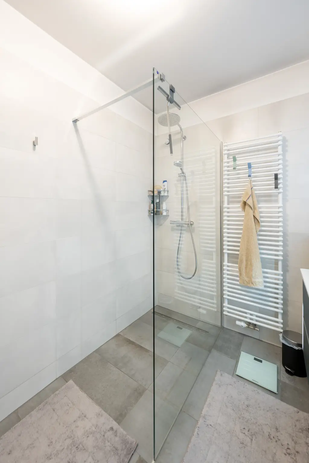 ENTWURF ** Barrierefreie, 3 Zimmerwohnung mit Grünblick, Loggia und Garagenplatz ** ENTWURF