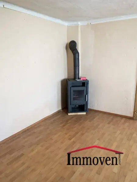 EINMALIGE GELEGENHEIT - Großes sonniges Grundstück und 2 große Ackerflächen!