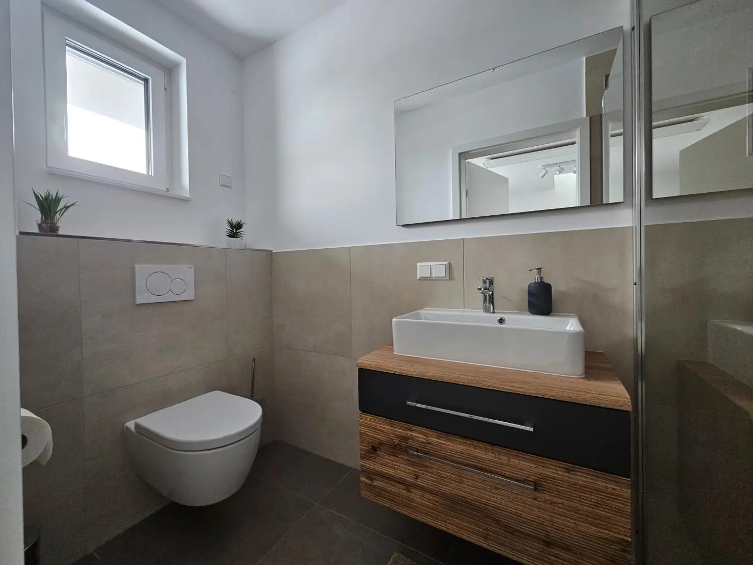 WC Dusche EG