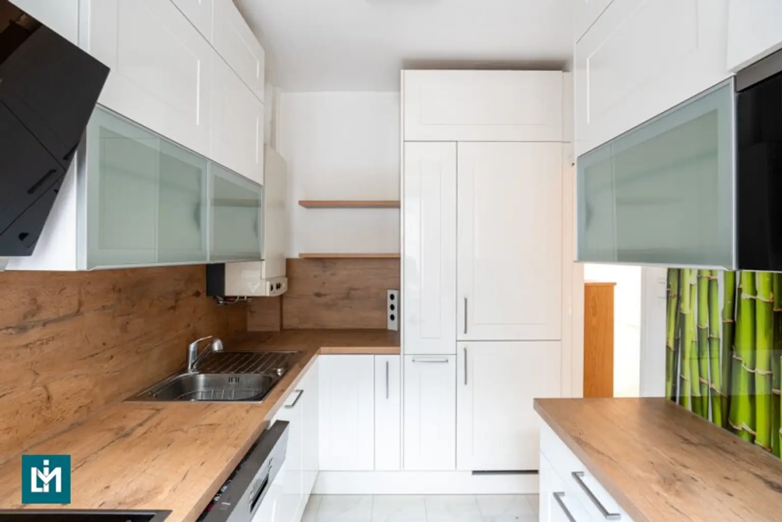 SCHÖNE 2 - ZIMMER GARTENWOHNUNG / NÄHE BAHNHOF NUSSDORF