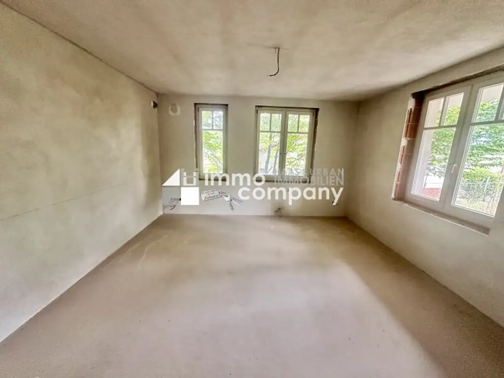 Luxuriöse Villa in Hamuliakovo: 600m², 14 Zimmer, Erstbezug mit Stadt- und Grünblick!