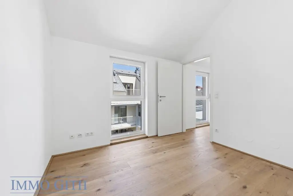 EXKLUSIVES TOWNHOUSE MIT GARTEN, PV-ANLAGE & DESIGNAUSSTATTUNG ZU KAUFEN – WIEN DIREKT VOR DER TÜR