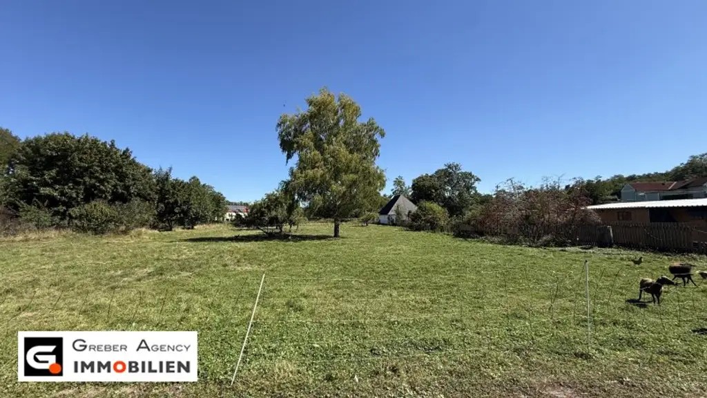 Traumhaftes Bauernhaus, riesiges Grundstück, absolute Ruhelage