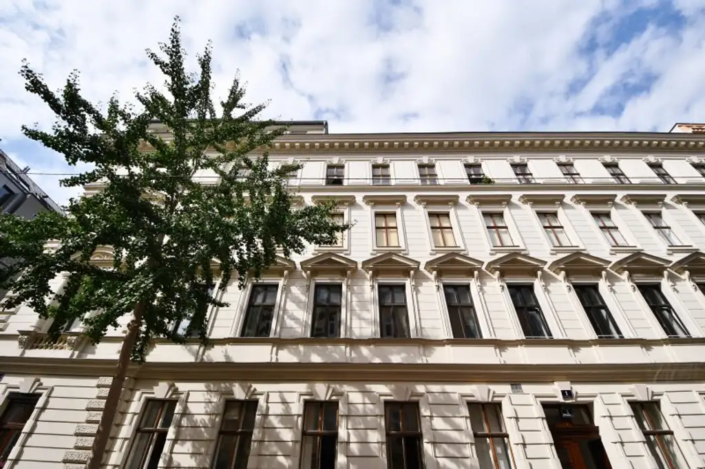 Charmante Stilaltbauwohnung im Servitenviertel – Eleganz & Ruhe in Bestlage