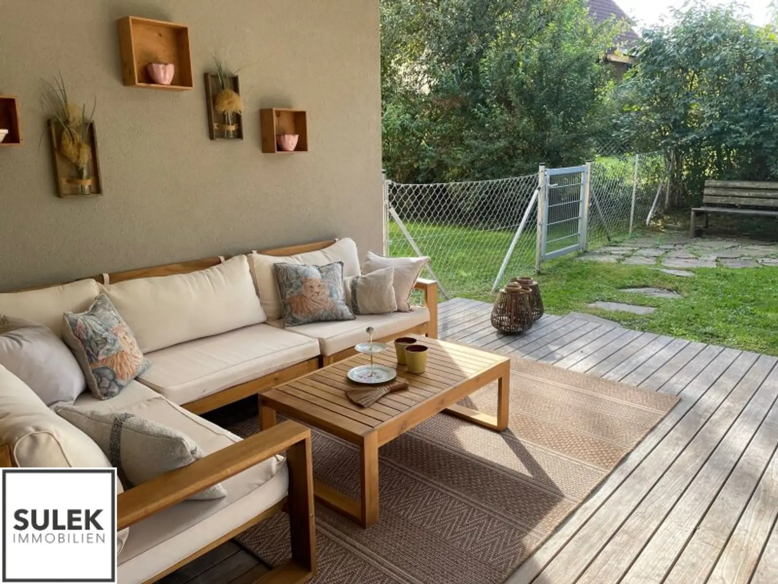 Attersee am Attersee: 2,5 Zimmer-Gartenwohnung mit Pool & Golfplatznähe – 250m zum Attersee | Jahresmiete