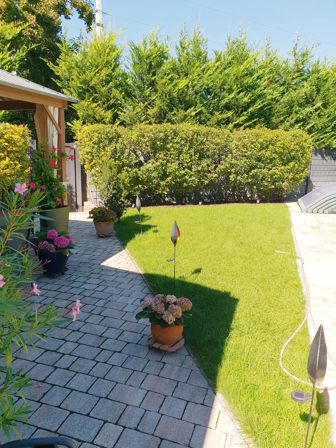 Oase!! - Bungalow mit Swimmingpool auf Pachtgrund!