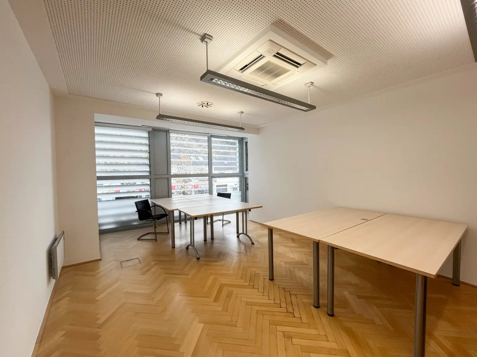 [06481] RESERVIERT - Homeoffice auslagern? Helles Büro im Zentrum, Top 2