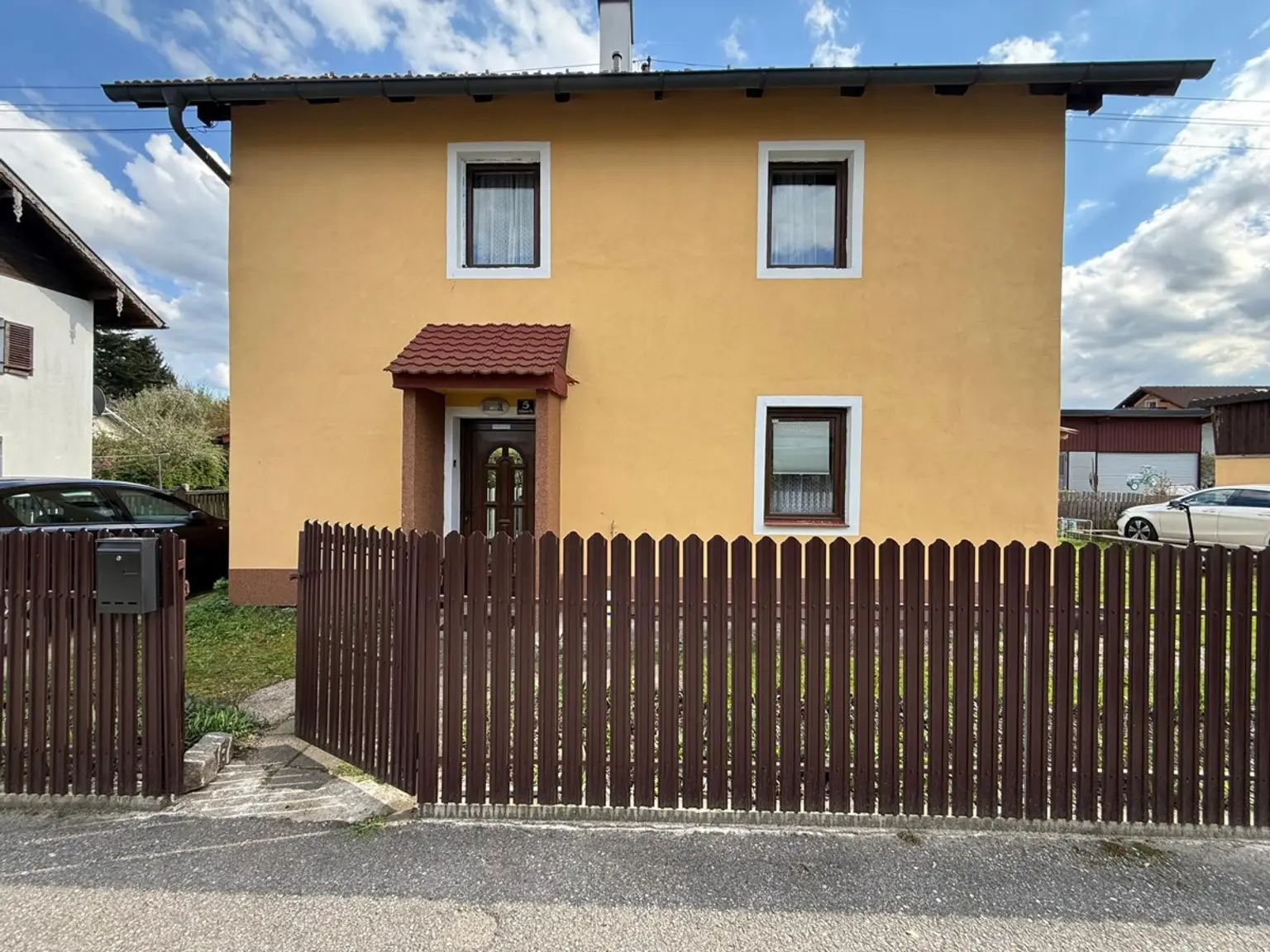 Front Ansicht