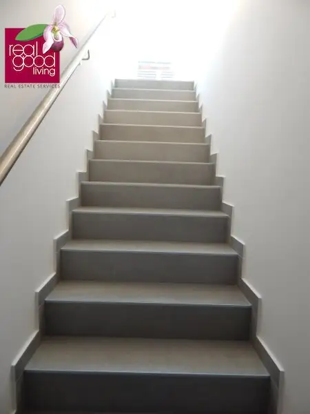 PROVISIONSFREI – Villa mit Pool, voll unterkellert – mit Top-Ausstattung