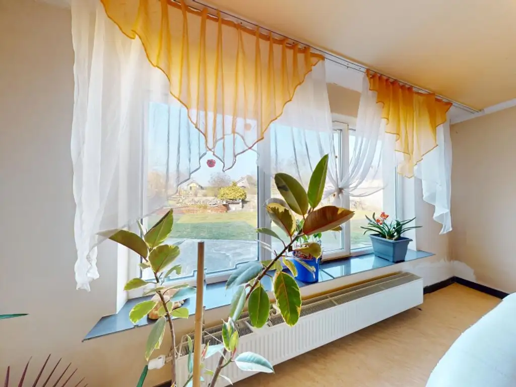 SANIERUNGSSCHNÄPPCHEN! Wer hier Hand anlegt, erfüllt sich seinen Wohntraum! Nähe Therme "Silent Spa"!