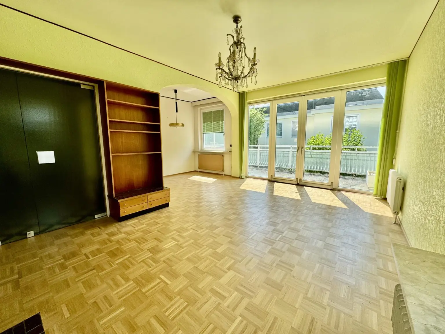 85m² in Mauer – 75m² Privat-Terrasse, 16m² Balkon & Tiefgarage!