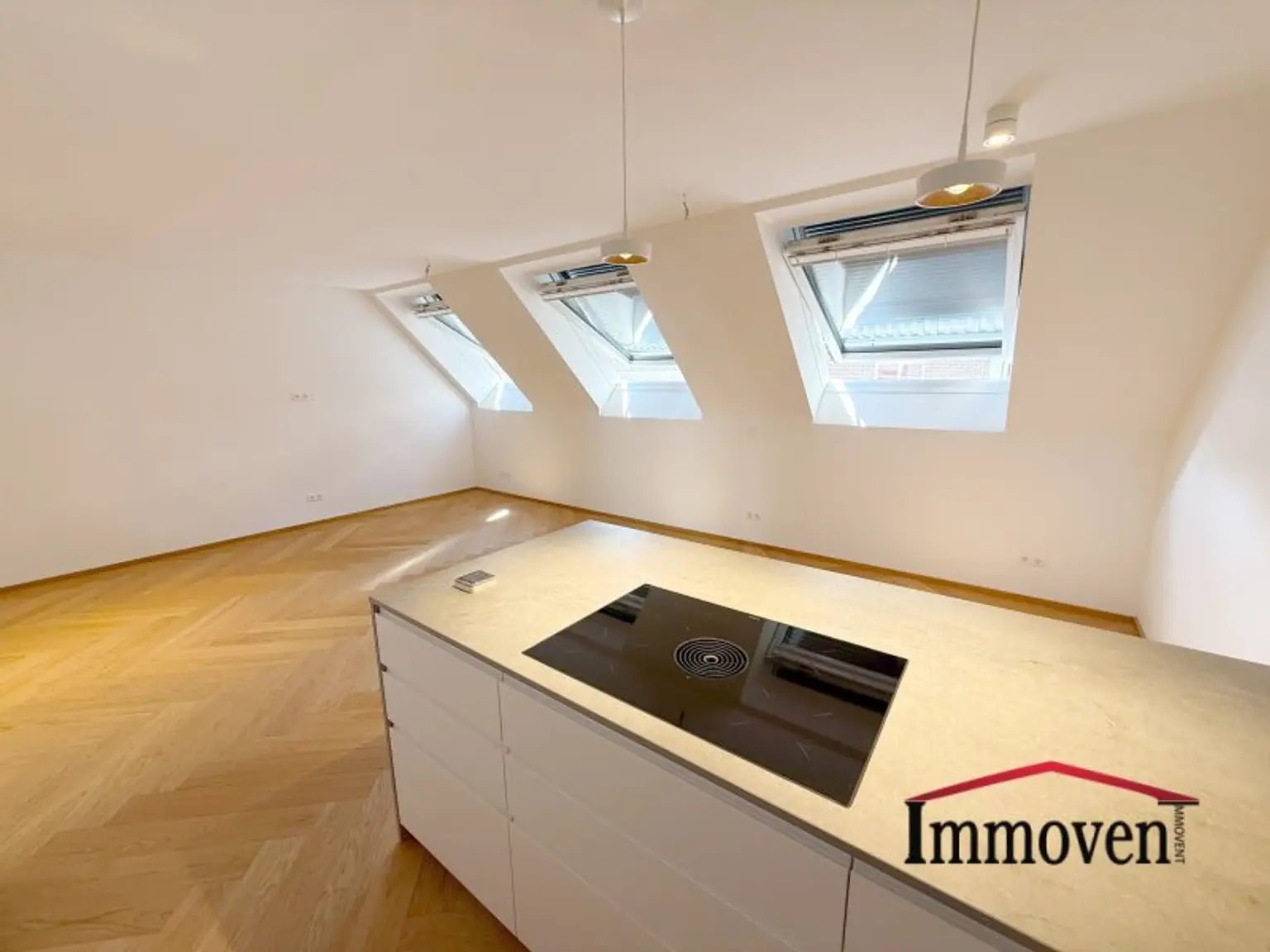 ERSTBEZUG - Hochwertige Dachgeschossmaisonette mit Balkon, Terrasse und Deckenkühlung in RUHELAGE!