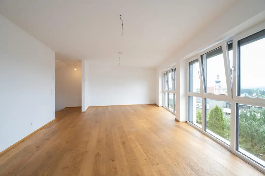 Exklusives Wohnen über drei Etagen mit traumhafter Dachterrasse und PANORAMABLICK im Zentrum von Sierning!