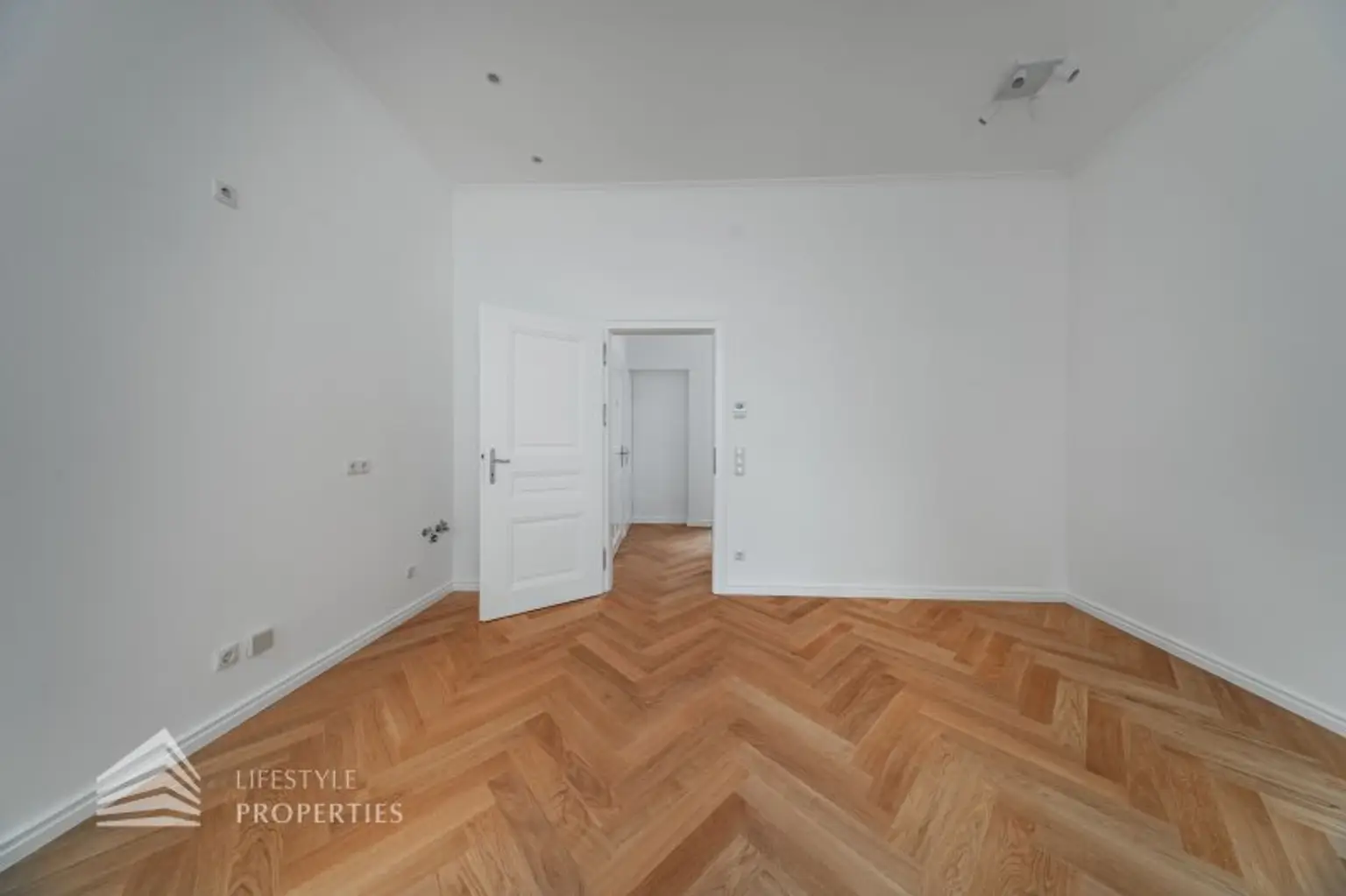 Helle Garconniere Erstbezug, Nähe Währinger Park