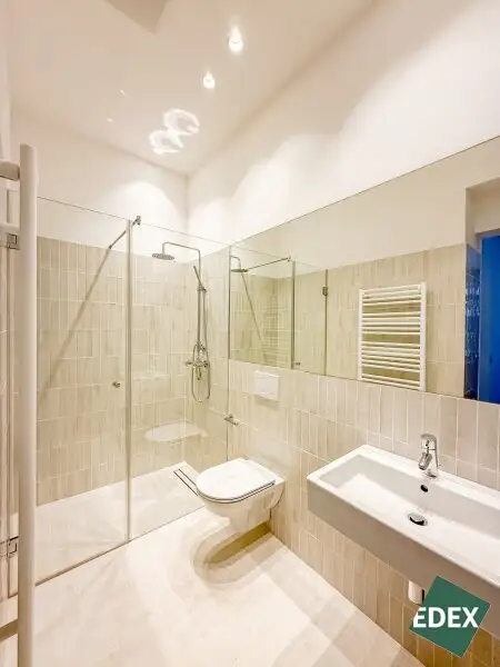 Hofseitiges Büro Nähe Pilgramgasse