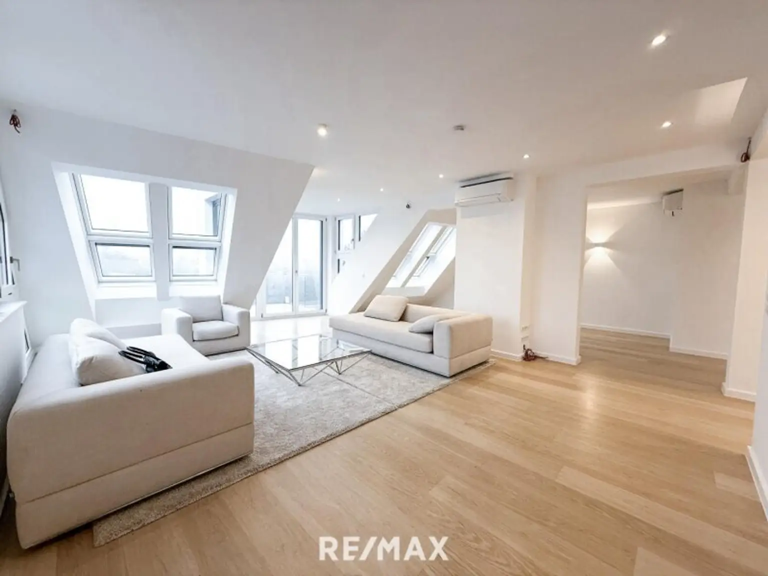 LUXUS Penthouse mit jeglichem Komfort