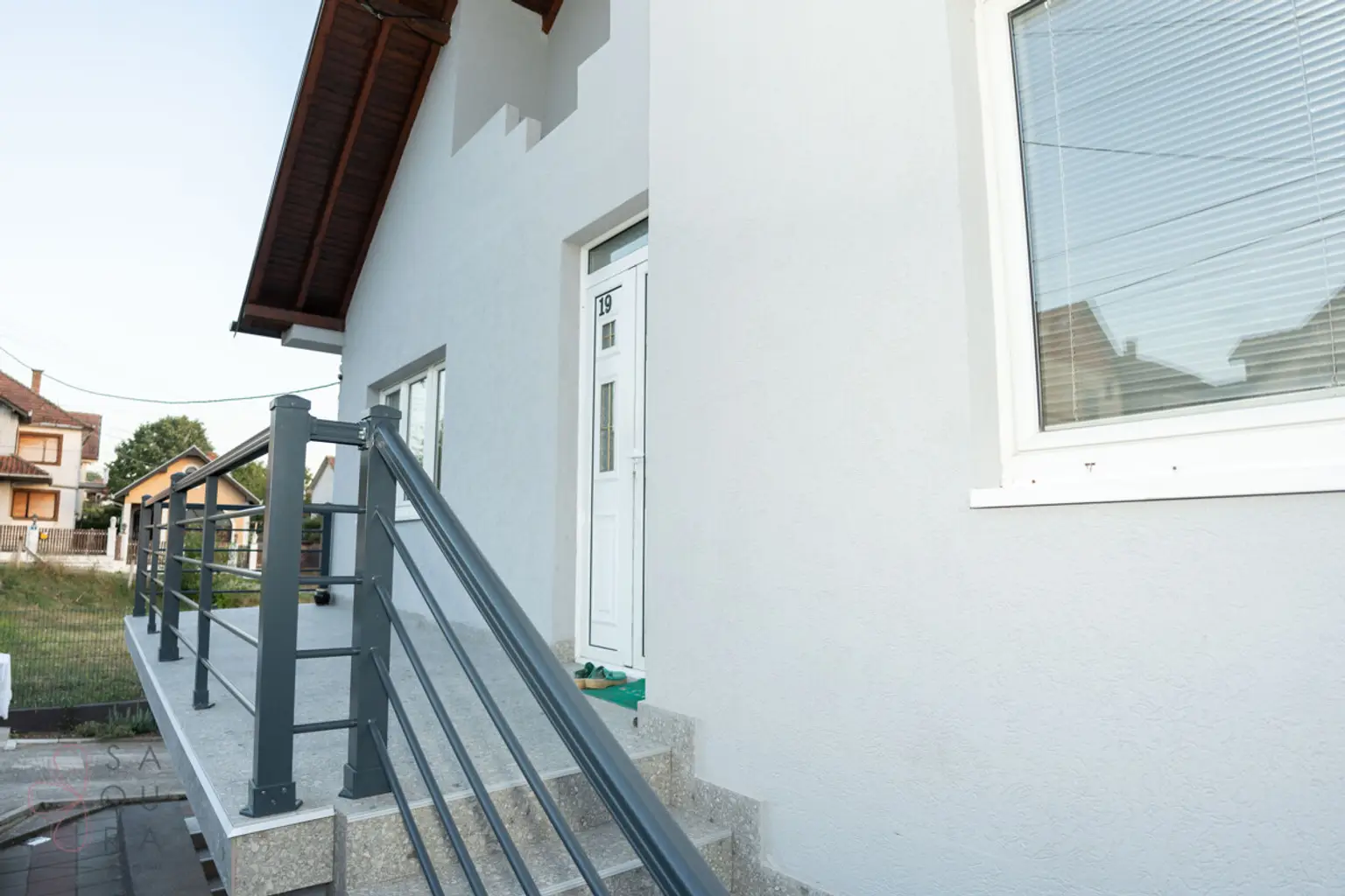 Elegantes Familienhaus nahe Belgrad – Ruhe, Komfort & Investition