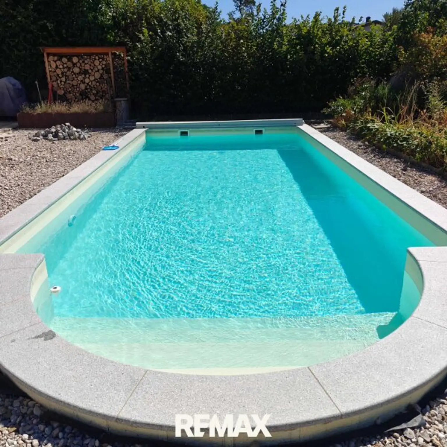 Salzwasserpool