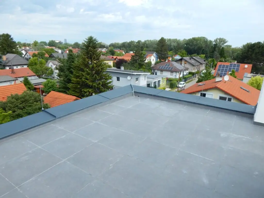 Mit dem Aufzug direkt in die Dachterrassenwohnung mit neuer komplett Küche - Erstbezug nähe Mühlwasser