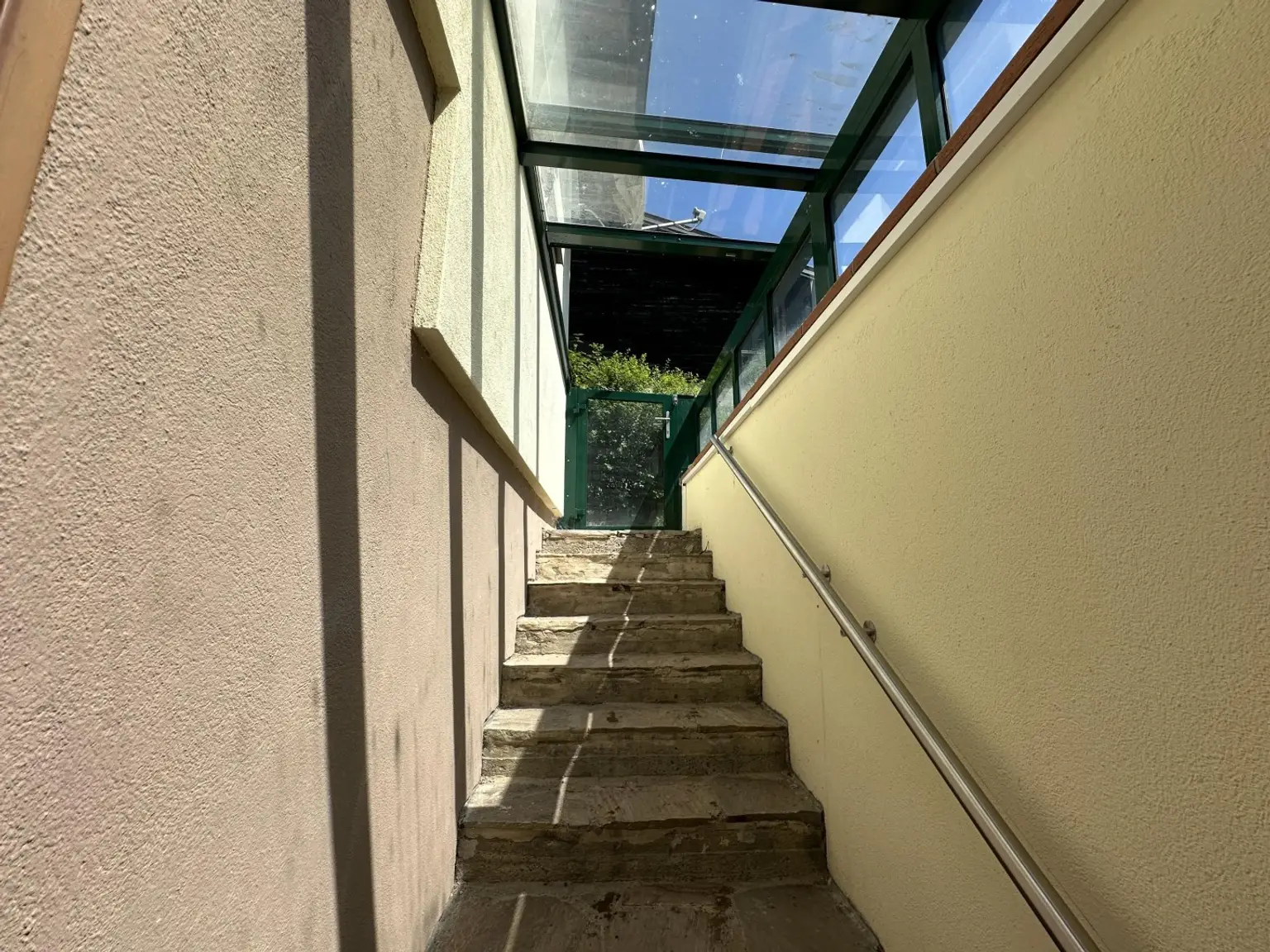 "Gepflegtes Einfamilienhaus mit Garten-Oase"