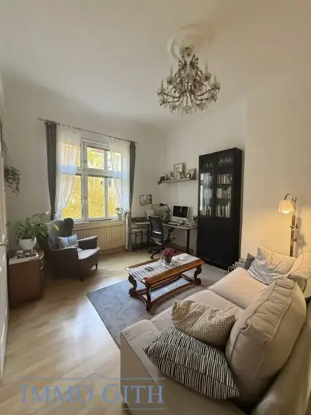 HELL, GEMÜTLICH & GUT VERMIETET – GEPFLEGTE 2-ZIMMER-WOHNUNG MIT BALKON IN SIMMERING ZU KAUFEN!