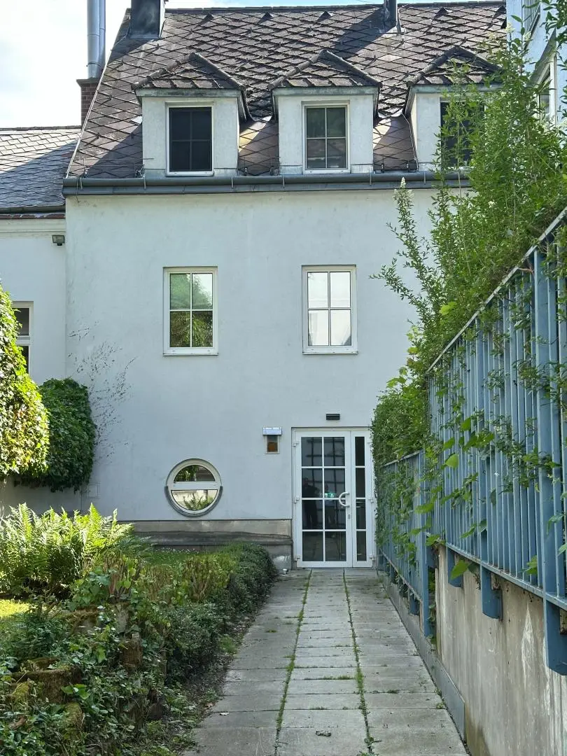 12 Ansicht Haus Hofseitig