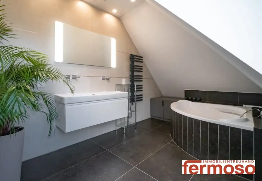 Exklusives Theresiana-Penthouse: Eleganz & Großzügigkeit über den Dächern Wiens