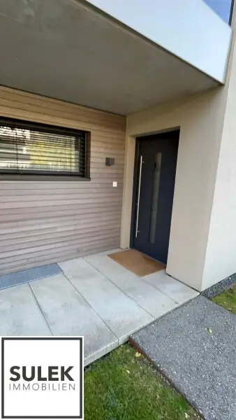 Attersee am Attersee: 2,5 Zimmer-Gartenwohnung mit Pool & Golfplatznähe – 250m zum Attersee | Jahresmiete
