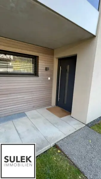 Attersee am Attersee: 2,5 Zimmer-Gartenwohnung mit Pool & Golfplatznähe – 250m zum Attersee | Jahresmiete
