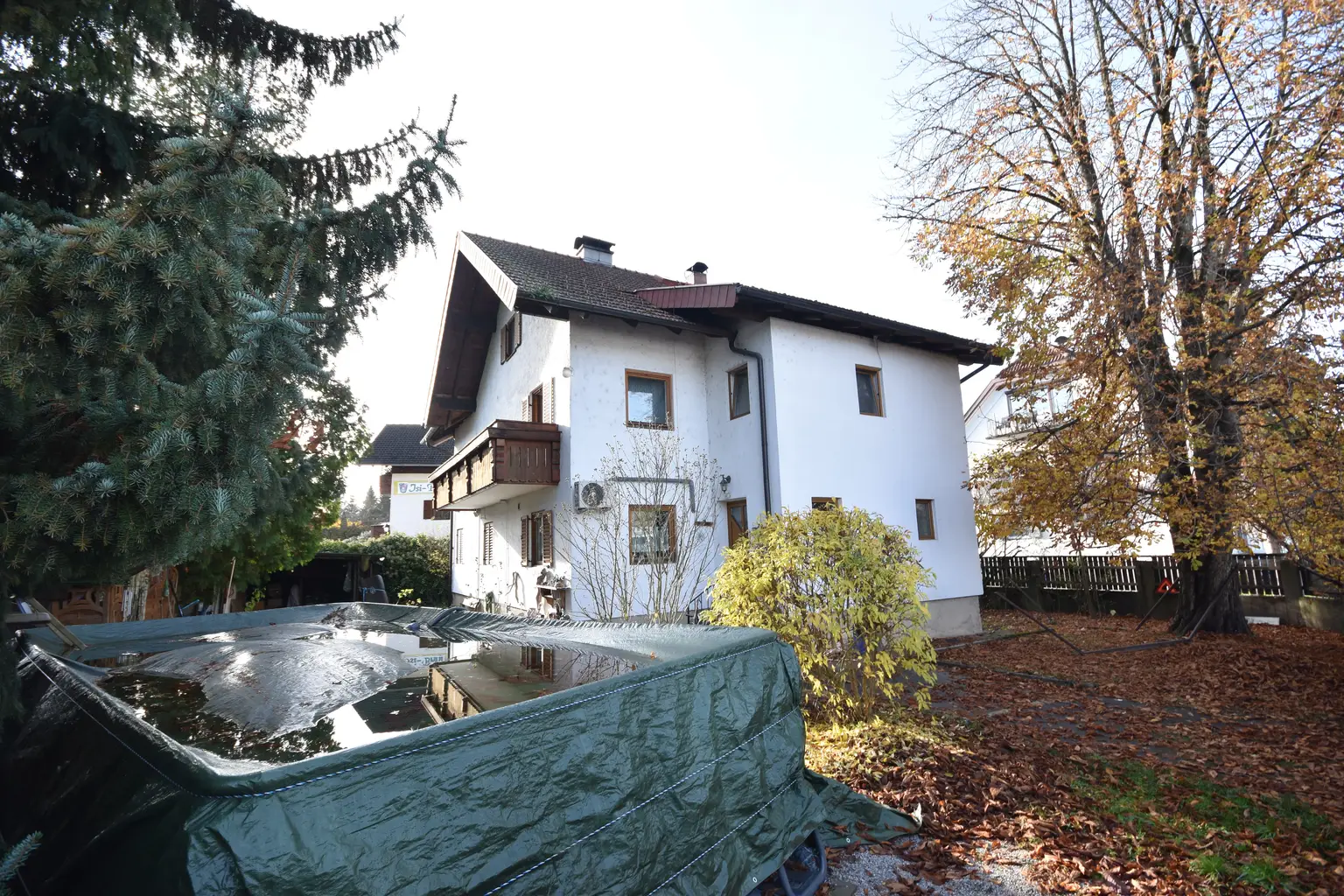 "BERGHEIM - Großes renovierungsbedürftiges 2-3 Familienhaus mit Lager und Doppelgarage"