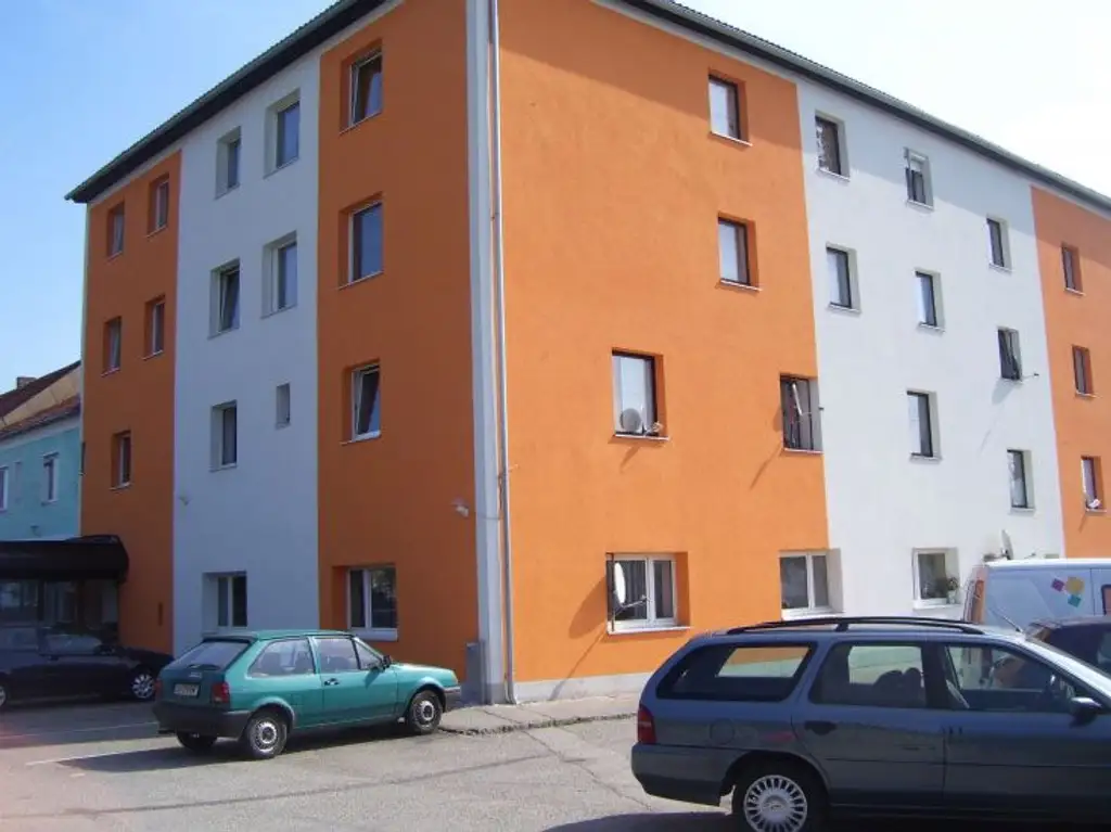 Zinshaus mit 59 Wohneinheiten plus 1 Büro  voll vermietet- FORELLENHOF