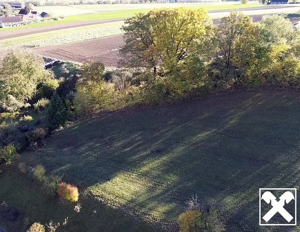 Großes an Bauland grenzendes Grünland-Grundstück bei Emmersdorf!