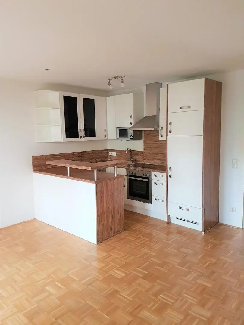 Itzling: 2 Zimmerwohnung mit Garten und TG Platz