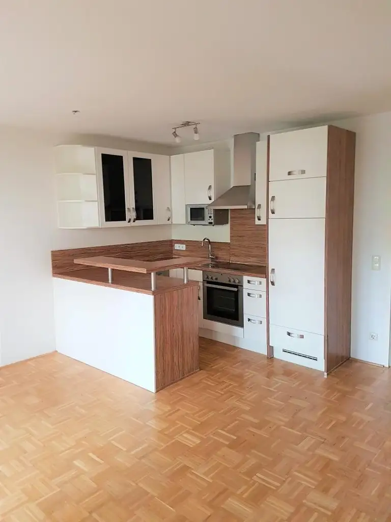 Itzling: 2 Zimmerwohnung mit Garten und TG Platz