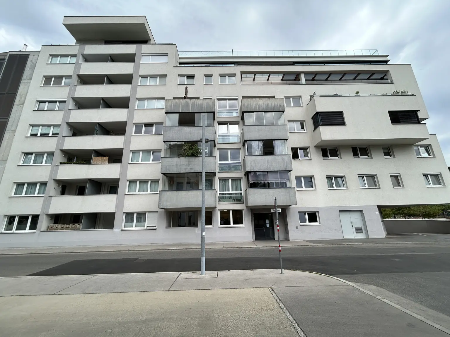 Strassenansicht Hausfront