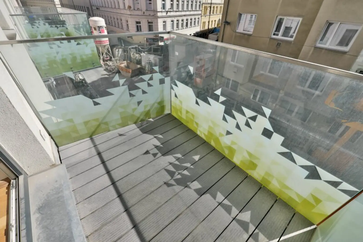 Süd-Garconniere MIT VERMIETGARANTIE / 2. Stock, Balkon (neben neuer U2-Station Reinprechtsdorfer Straße)