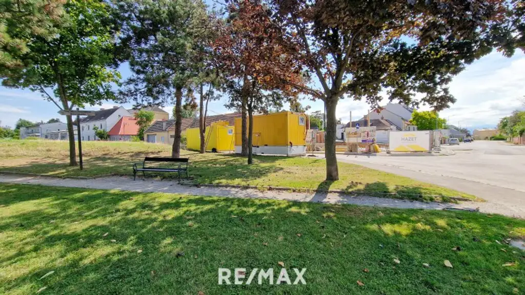 Erstbezug-Doppelhaushälften in Schwechat mit Luxus-Ausstattung und Panoramablick über den Felmeyergarten. Grünruhelage mit sehr guter Infrastruktur in Gehweite