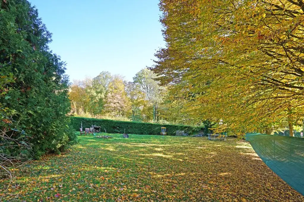 Einzigartige Wienerwaldvilla in Tullnerbach-Lawies - großzügiges Grundstück in absoluter Toplage