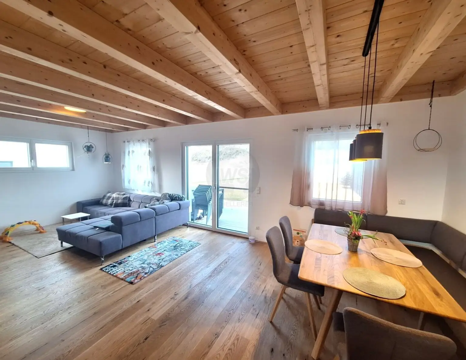 Moderne Doppelhaushälfte in idyllischer Lage- BJ 2024