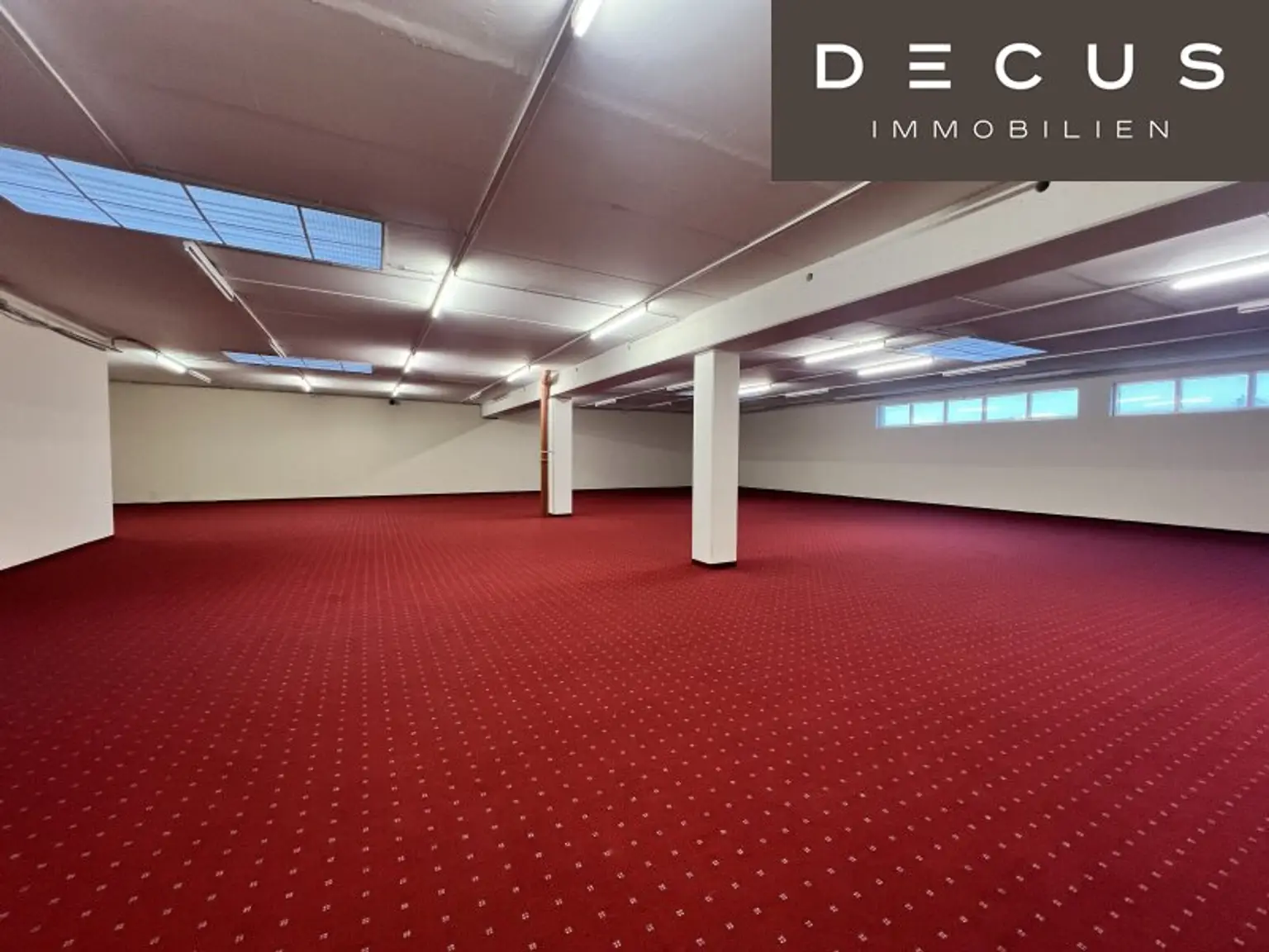 + + + BETRIEBSOBJEKT KNOTEN INZERSDORF + + + BÜRO und LAGER ca. 2.100 m² zzgl. Abstellfläche + + +