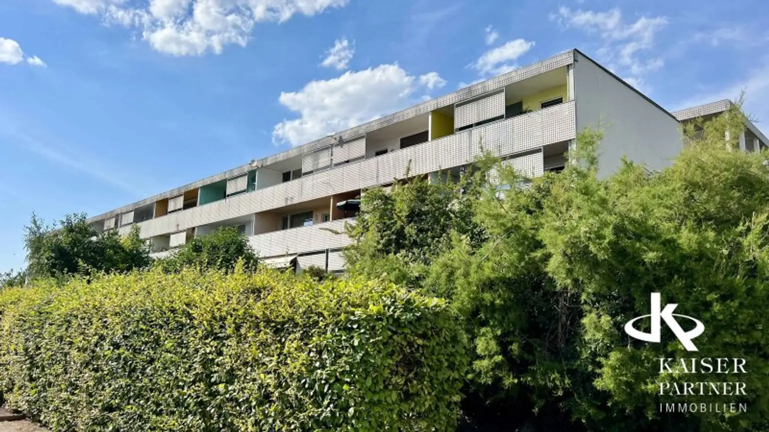 Urbaner Lebenstil in Oberlaa! Sensationeller Weitblick, moderne, offene 3-Zimmer-Wohnung mit großer 12,5m² Loggia!