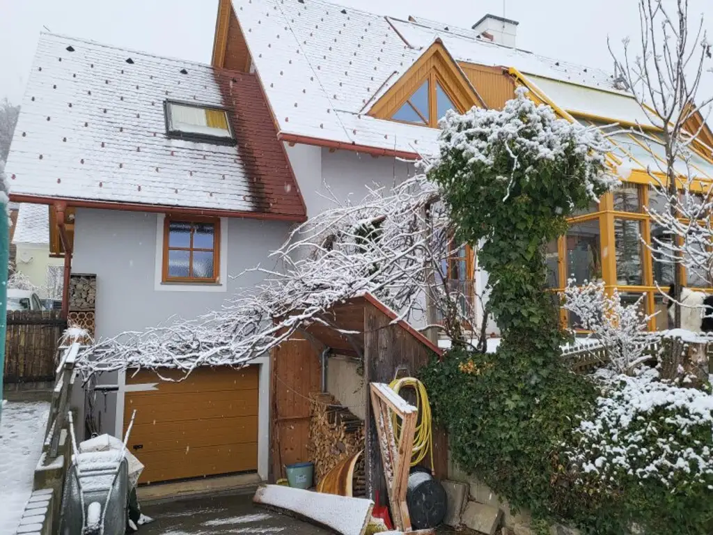 Neuwertiges Einfamilienhaus in Mortantsch: 6 Zimmer, Garten, 2 Terrassen, Top-Ausstattung!