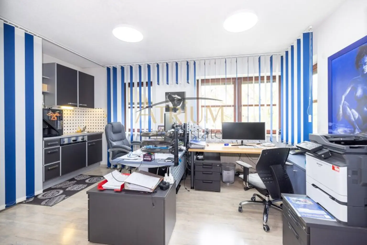 240m²  großes, modern aufgeteiltes 8 Zimmer Einfamilienhaus mit Garten und Pool in Gerasdorf bei Wien