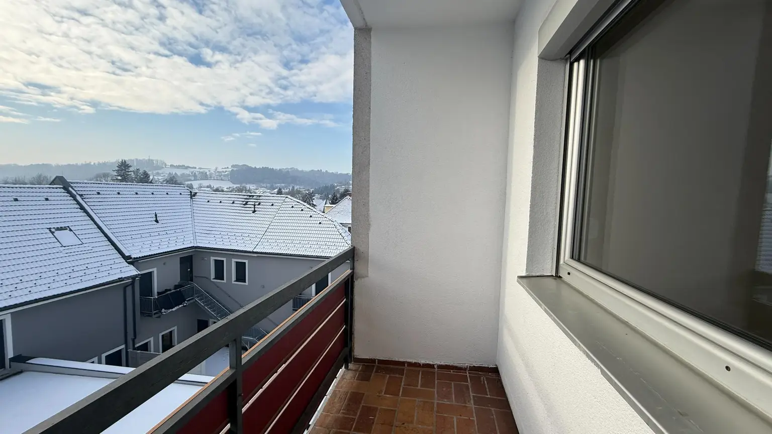 Wohnzimmer-Loggia ostseitig