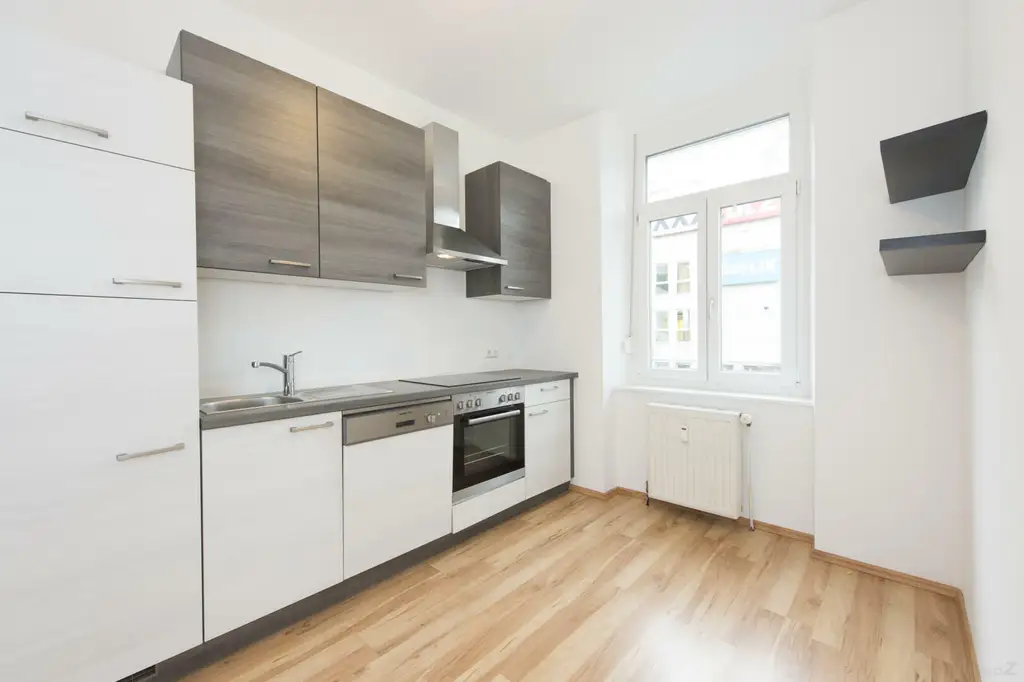 Sehr helle und moderne 2-Zimmer Wohnung mit Balkon - ab sofort verfügbar!
