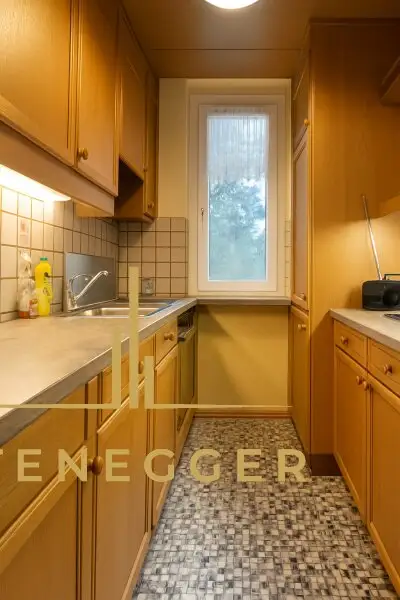 Helle 2-Zimmer-Wohnung mit Loggia nahe Zentrum von Baden