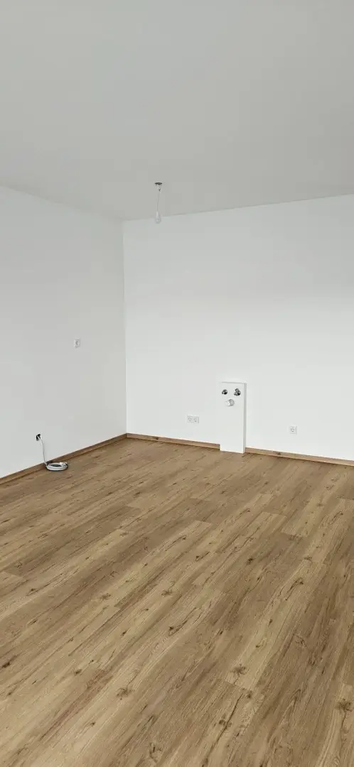 Singel oder Pärchenwohnung Stadtzentrum mit  80 m2 Garten, 11 m2 Terasse TG Platz-ERSTBEZUG